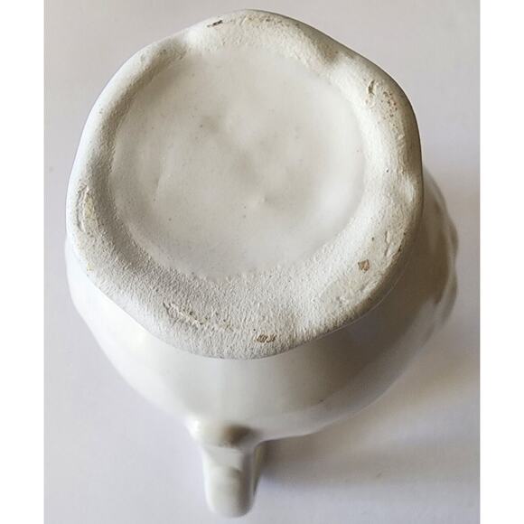 Pretty Camark Deluxe Artware Miniature White Embossed Pitcher Creamer Jug VTG - Picture 6 of 12